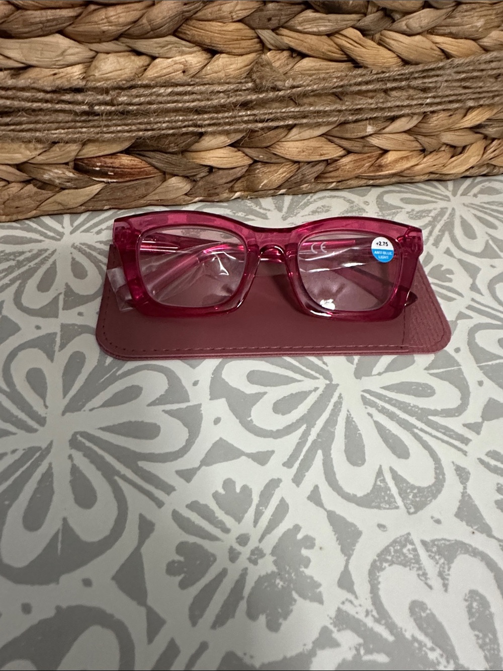 Pink Transparent Reading Glasses with Matching Case +2.75 NWT